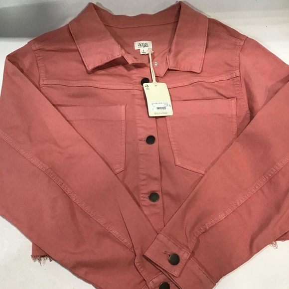 a.n.a bohemian rose pink cropped destressed denim jacket w/ pockets NWT - Picture 2 of 5
